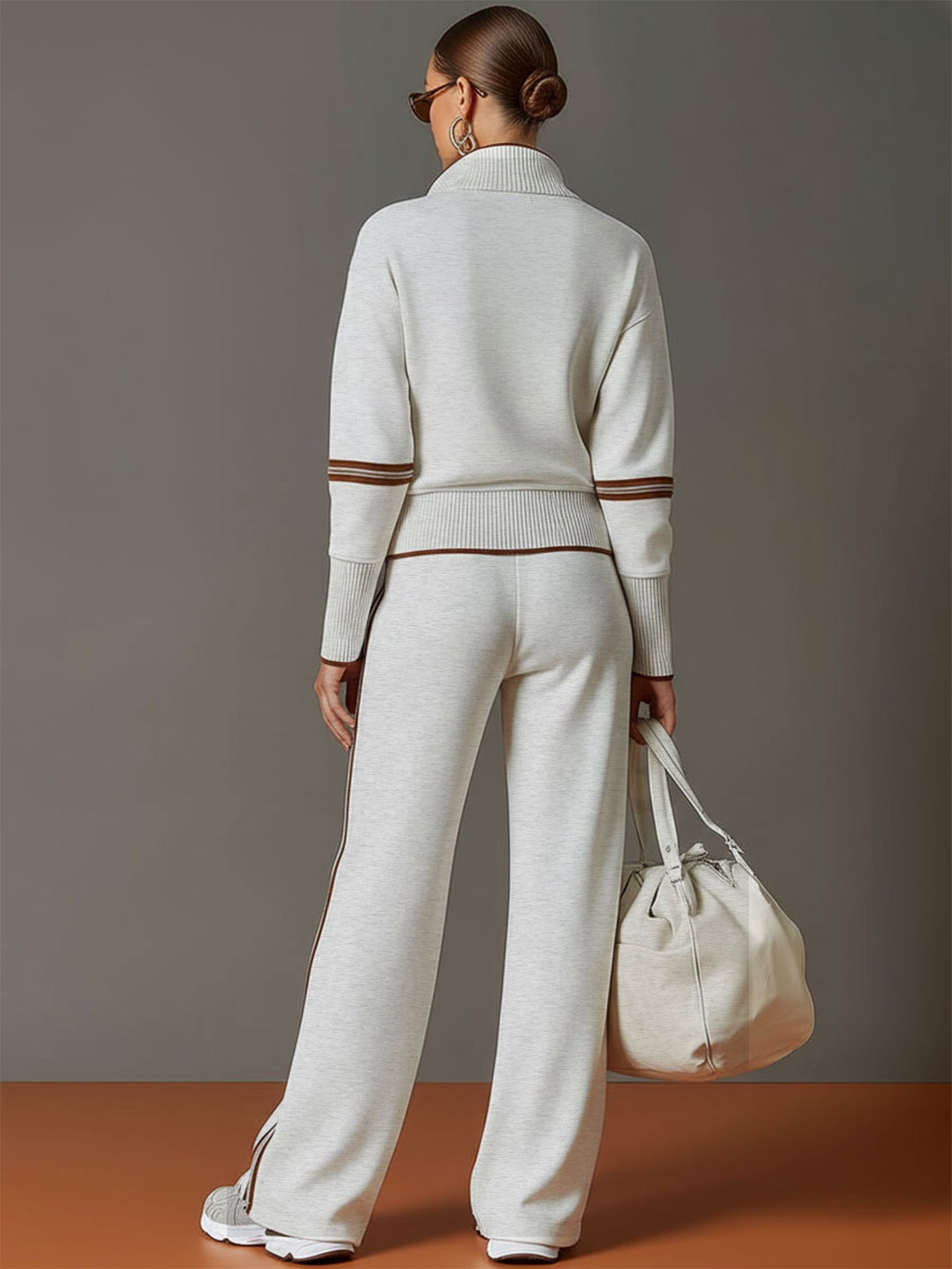 Retro Chic Sports Set – Half-Zip & Trousers